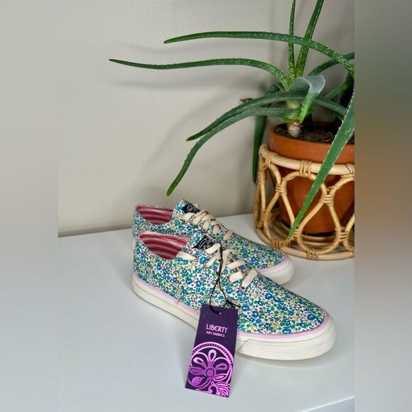 Sperry Top-Sider Women’s Floral Canvas Sneakers Coastal Preppy Shoes Size 7M NWT - Picture 2 of 10
